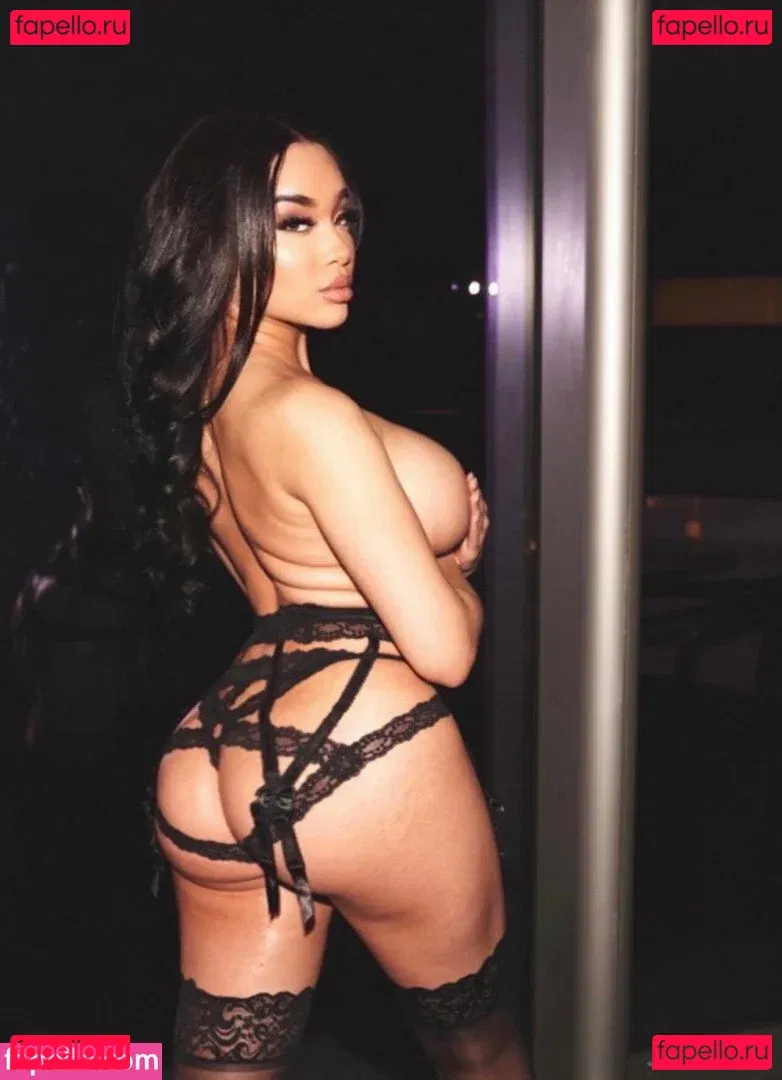 Mya Lashaun Onlyfans Photo Gallery 