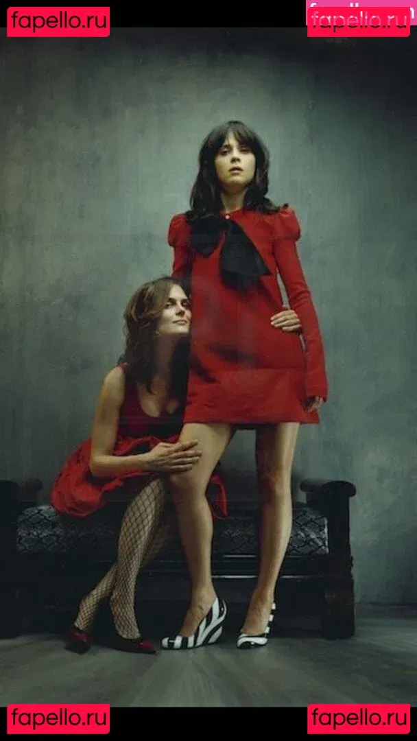 Zooey Deschanel Onlyfans Photo Gallery 