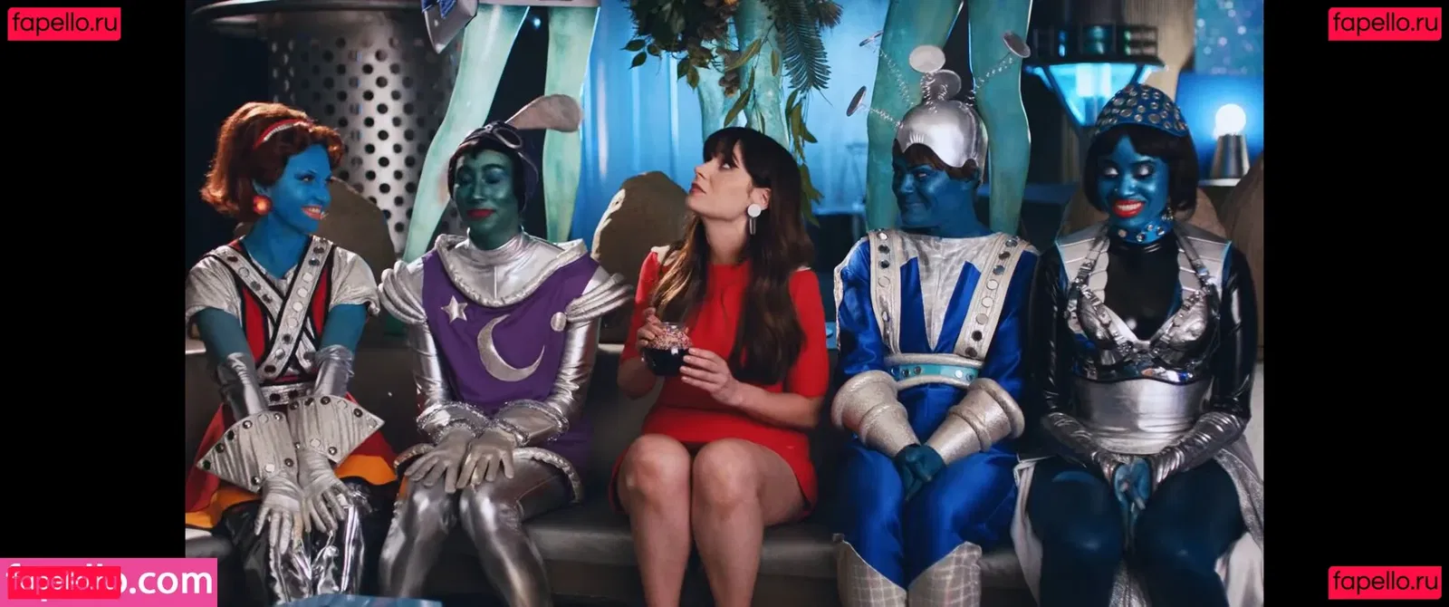 Zooey Deschanel Onlyfans Photo Gallery 