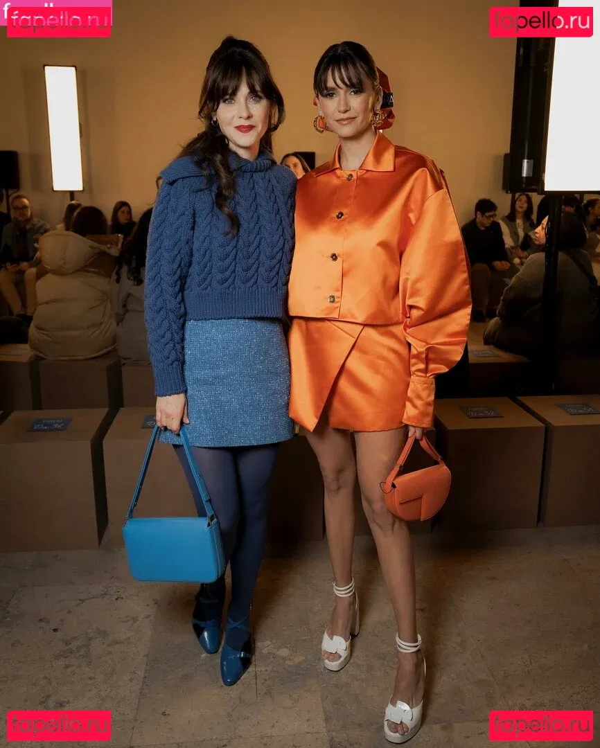 Zooey Deschanel Onlyfans Photo Gallery 