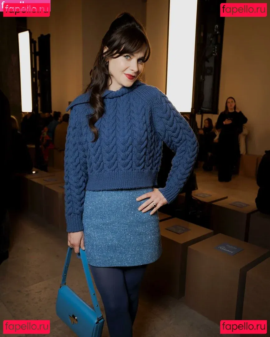 Zooey Deschanel Onlyfans Photo Gallery 