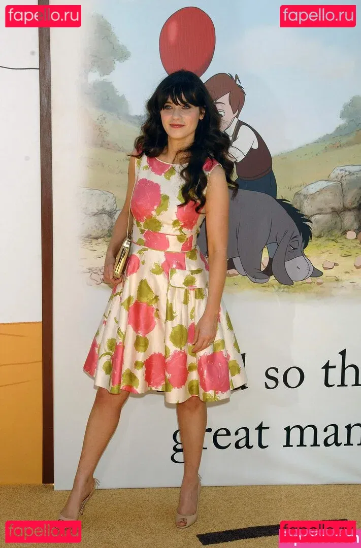 Zooey Deschanel Onlyfans Photo Gallery 