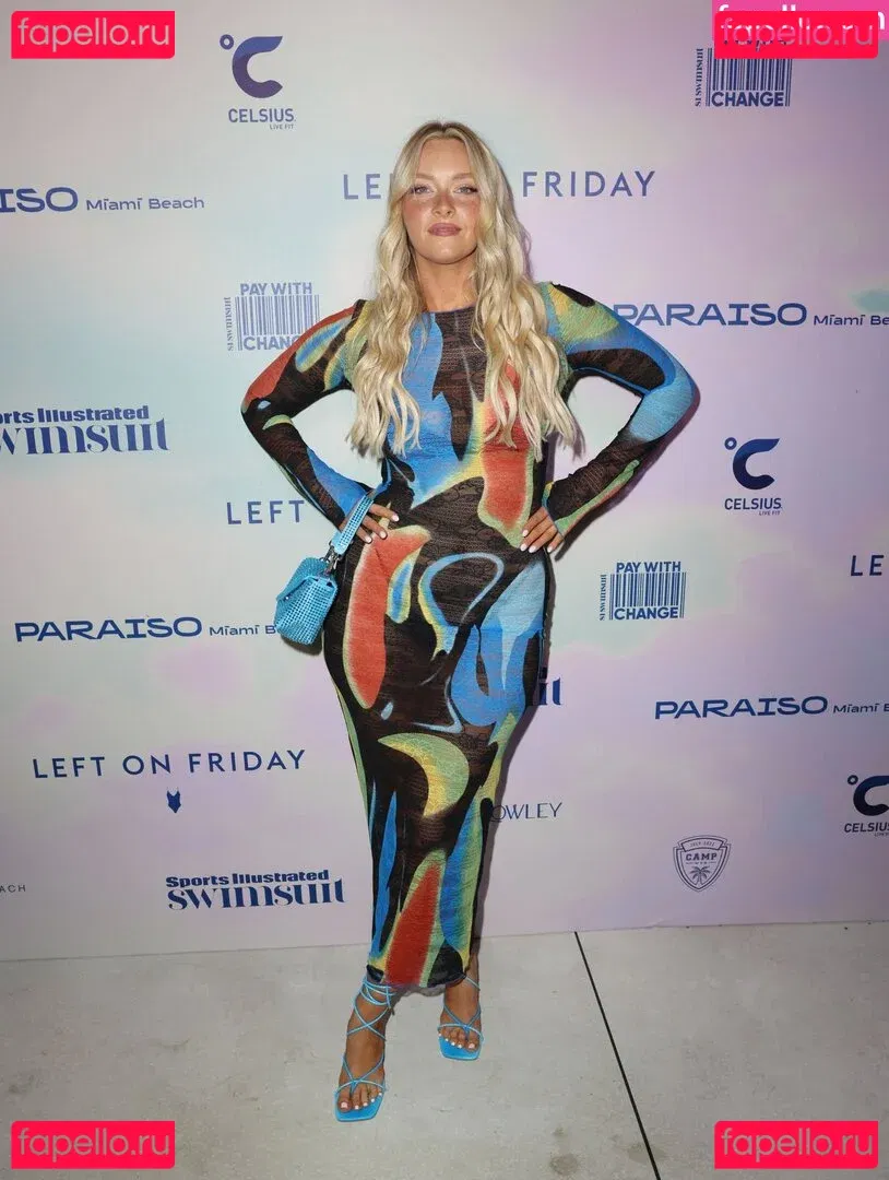 Camille Kostek Onlyfans Photo Gallery 