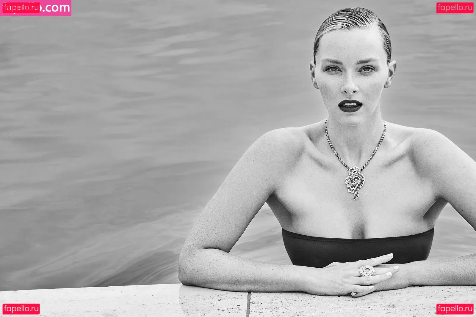 Camille Kostek Onlyfans Photo Gallery 