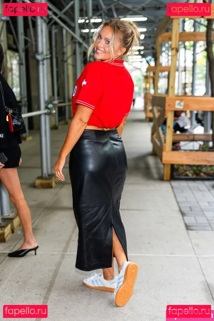 Camille Kostek Onlyfans Photo Gallery 