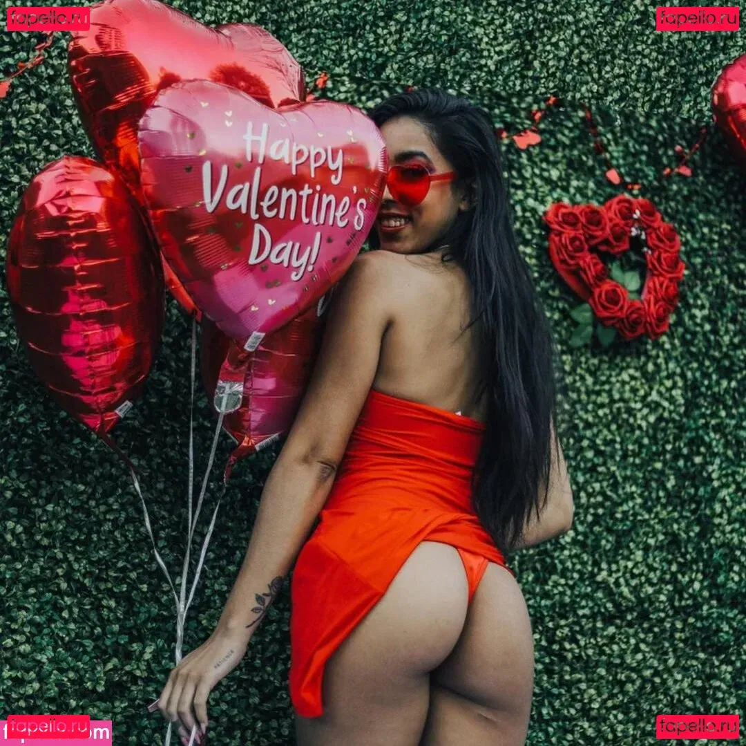 claire_black Onlyfans Photo Gallery 