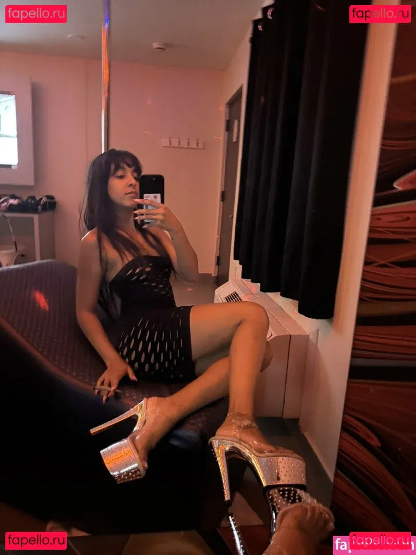 claire_black Onlyfans Photo Gallery 