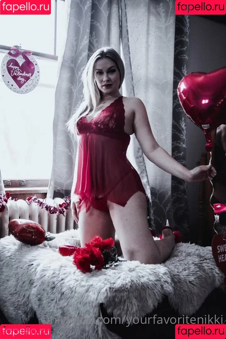 Nikki Baker Onlyfans Photo Gallery 