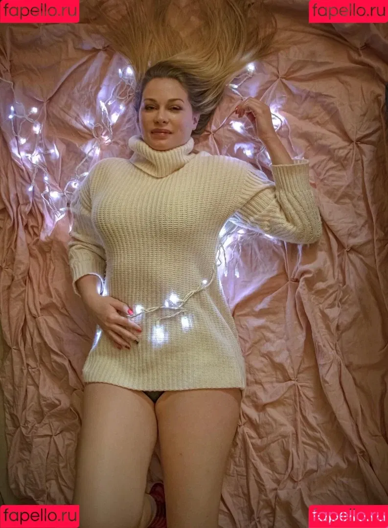 Nikki Baker Onlyfans Photo Gallery 
