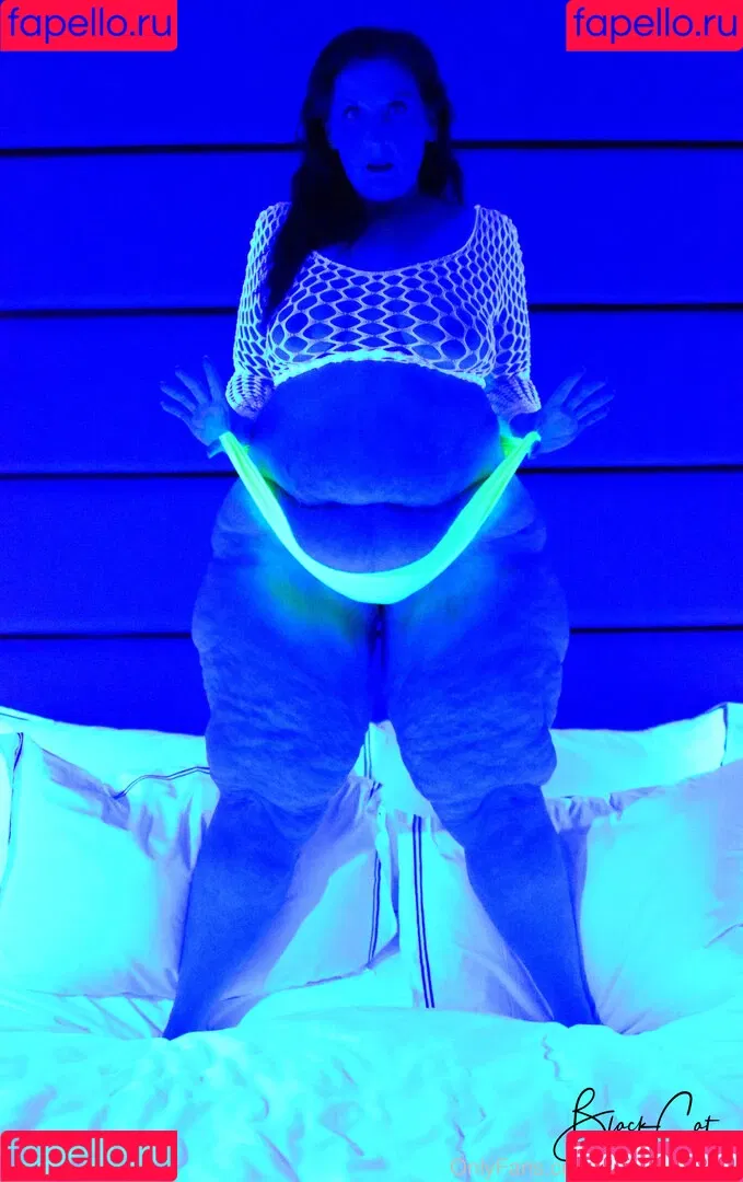 kourtneycakes Onlyfans Photo Gallery 