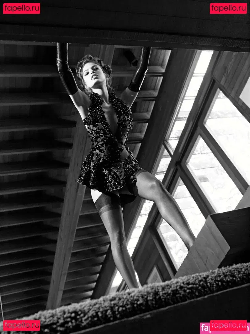 Eva Mendes Onlyfans Photo Gallery 