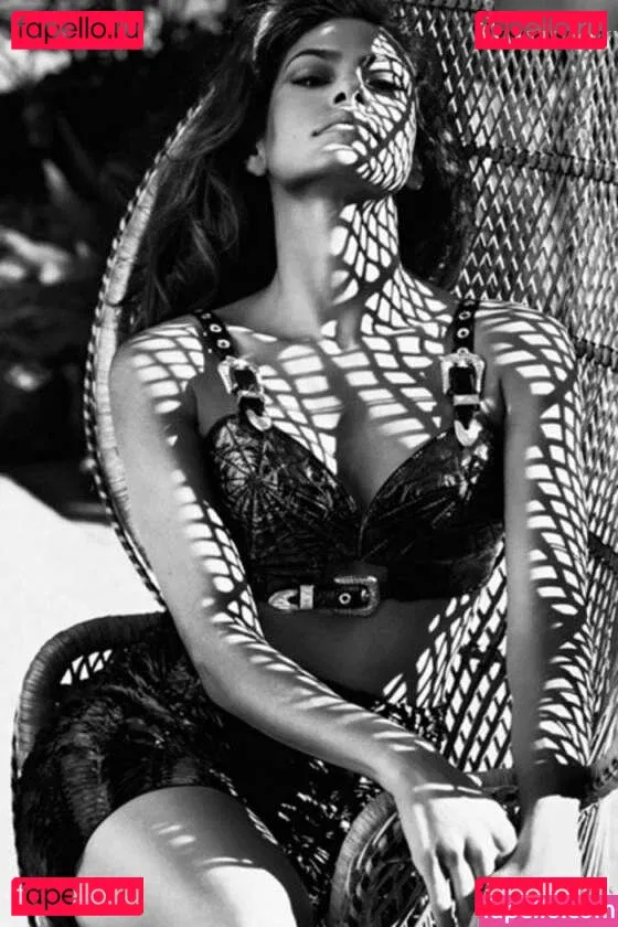 Eva Mendes Onlyfans Photo Gallery 