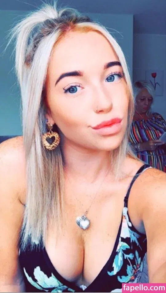 Karina Williamson Onlyfans Photo Gallery 