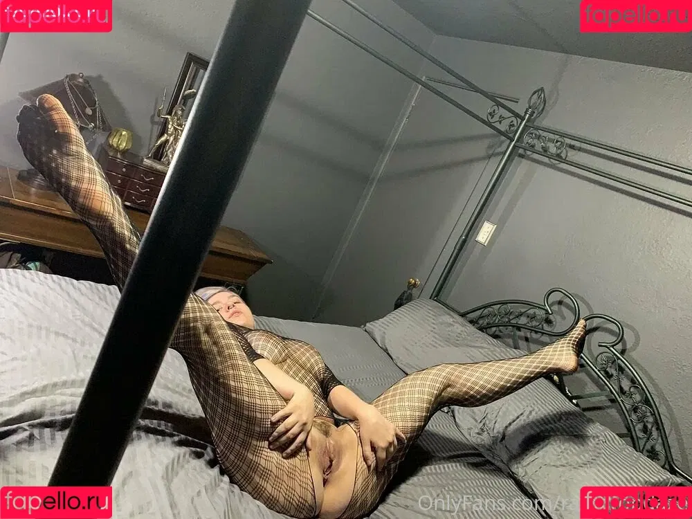 senchafox Onlyfans Photo Gallery 