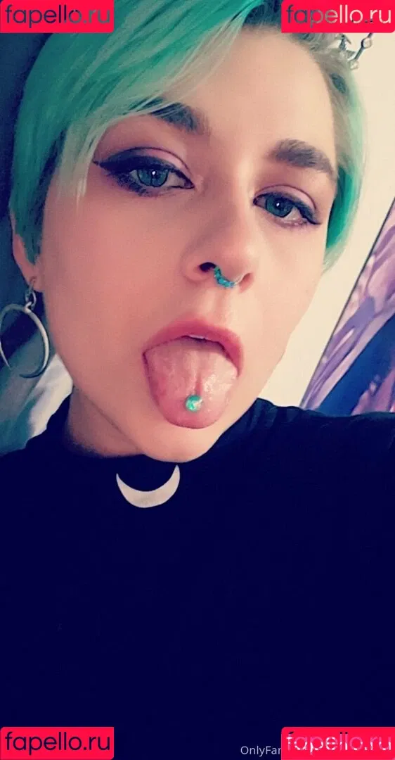 senchafox Onlyfans Photo Gallery 