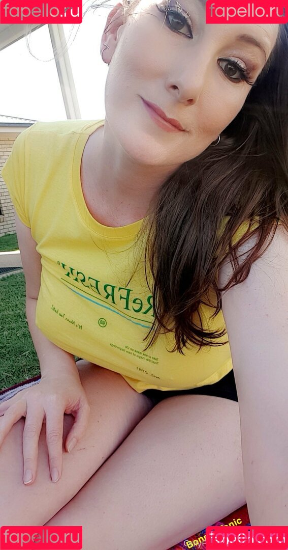 toniclust Onlyfans Photo Gallery 