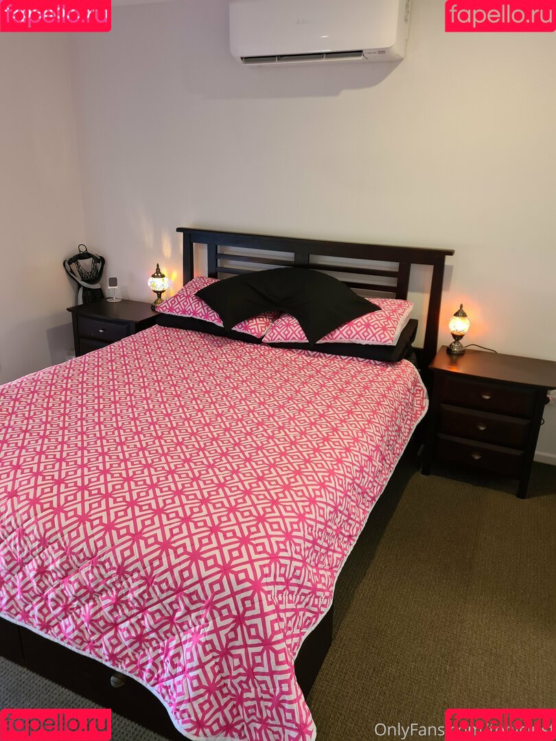 toniclust Onlyfans Photo Gallery 