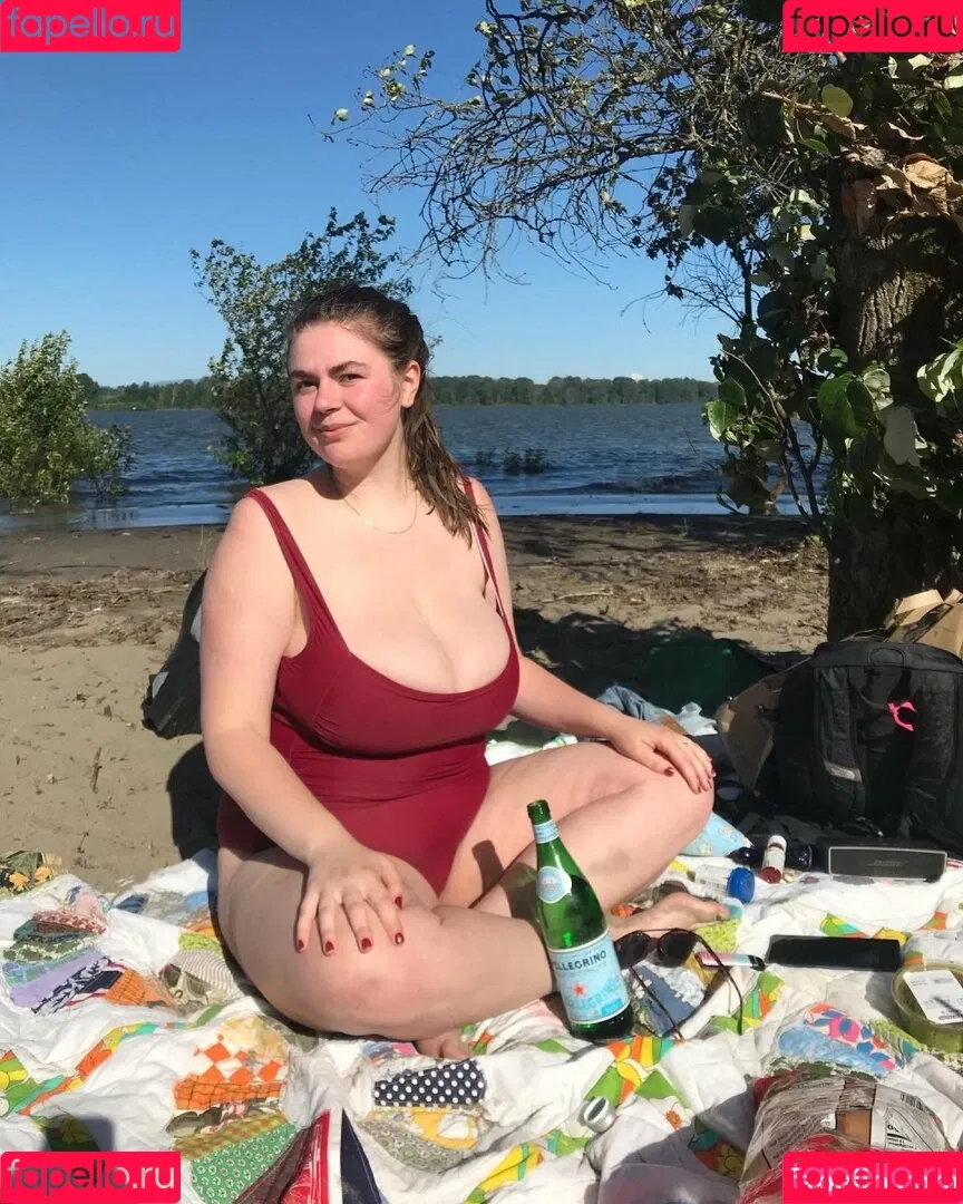 Summie Onlyfans Photo Gallery 