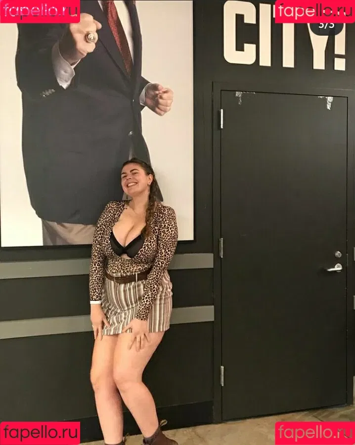 Summie Onlyfans Photo Gallery 