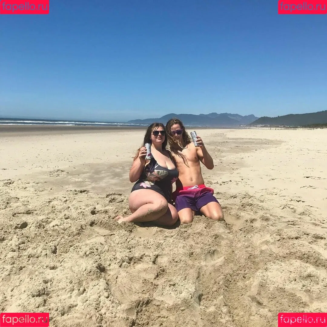 Summie Onlyfans Photo Gallery 
