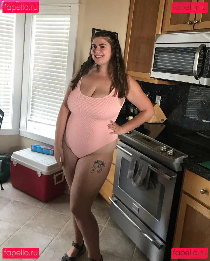 Summie Onlyfans Photo Gallery 