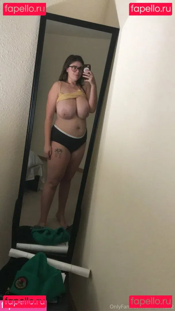 Summie Onlyfans Photo Gallery 