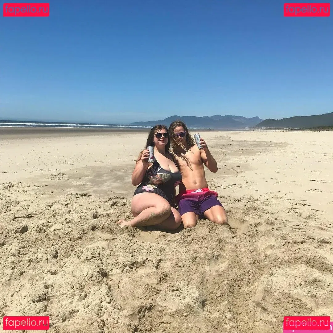 Summie Onlyfans Photo Gallery 