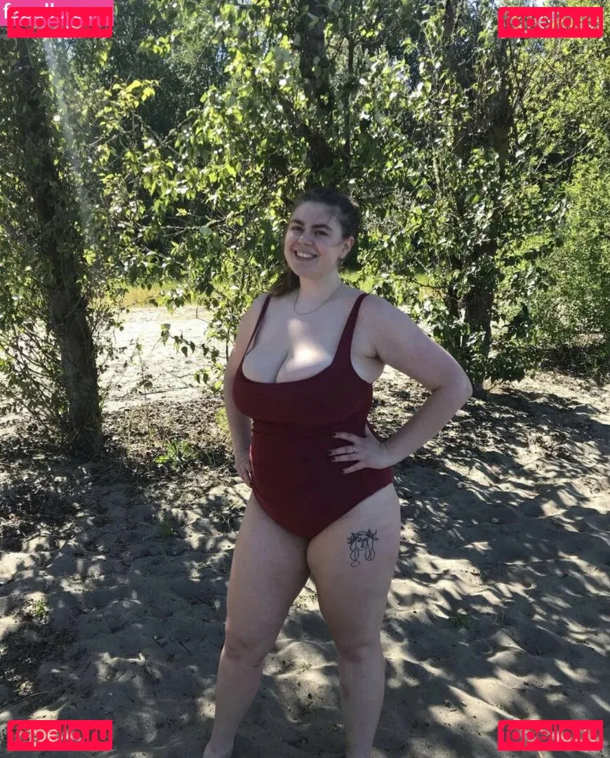 Summie Onlyfans Photo Gallery 