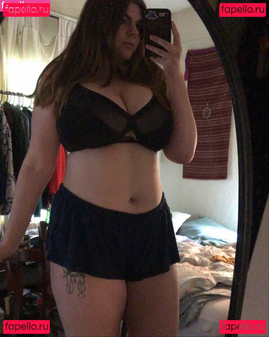 Summie Onlyfans Photo Gallery 