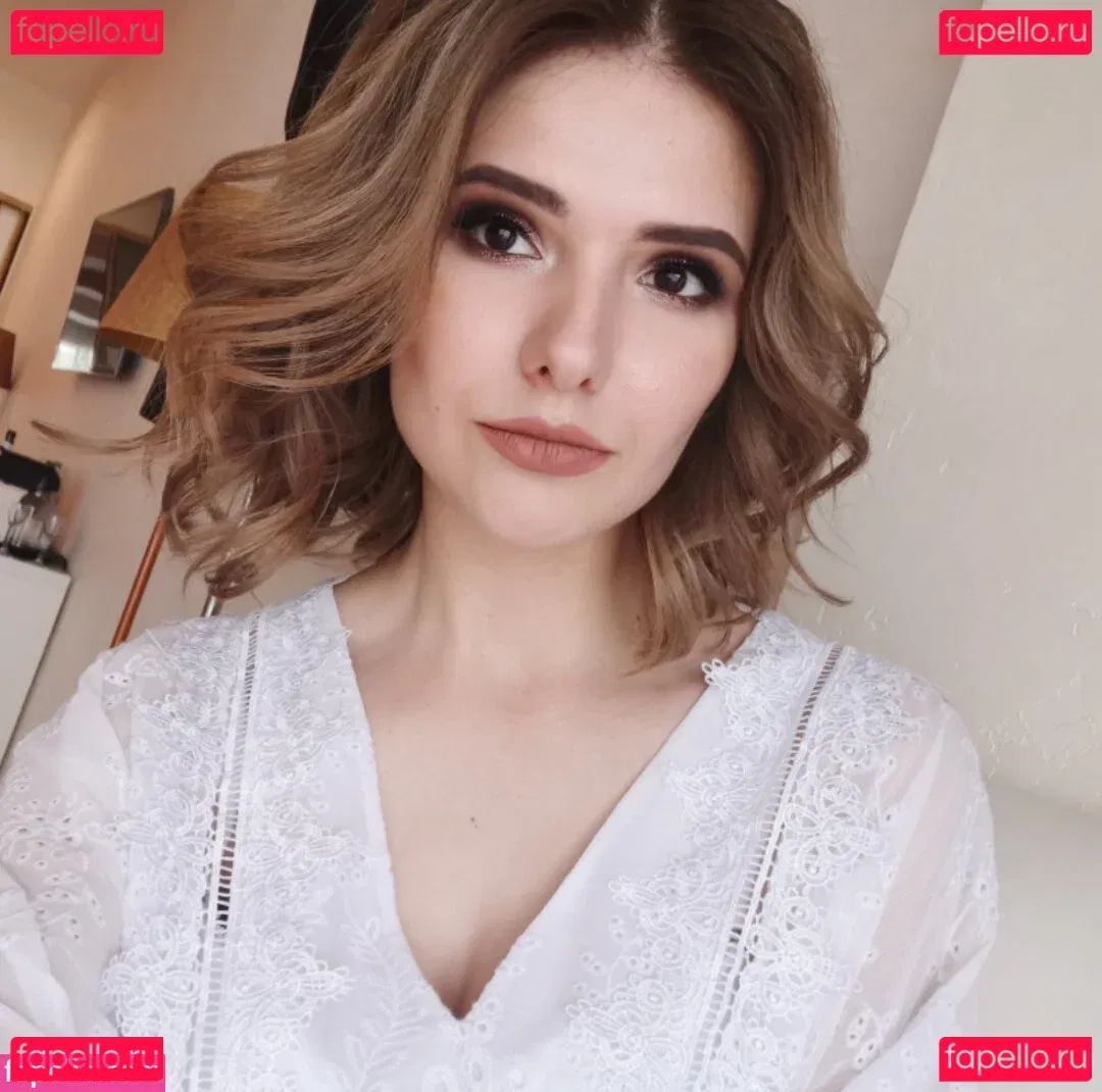 Miroslava Ladovir Onlyfans Photo Gallery 