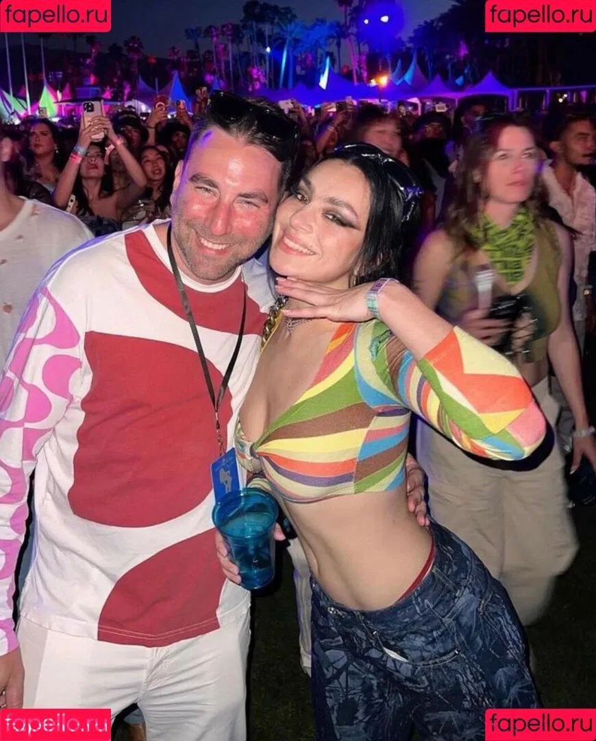 Charli XCX Onlyfans Photo Gallery 