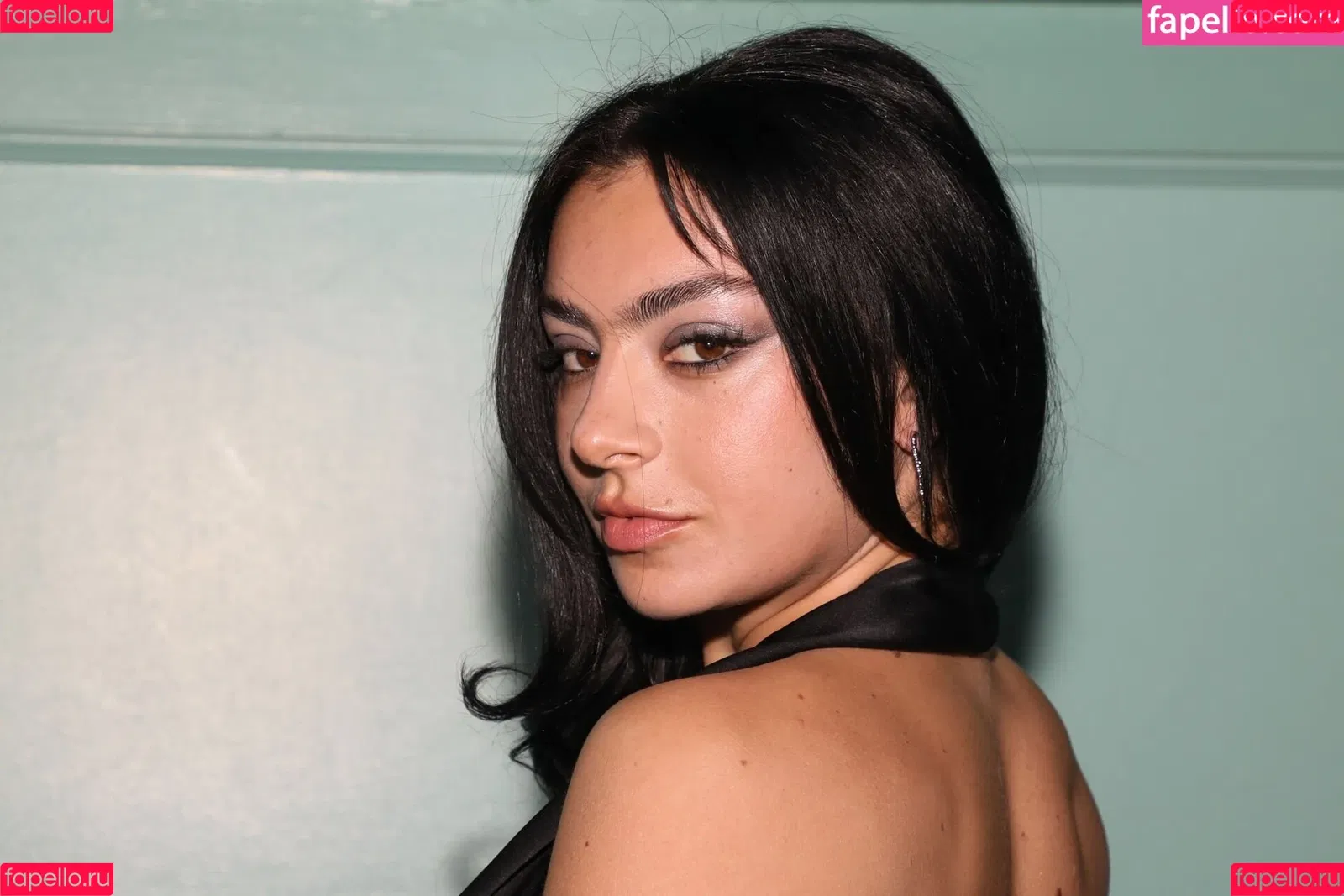 Charli XCX Onlyfans Photo Gallery 