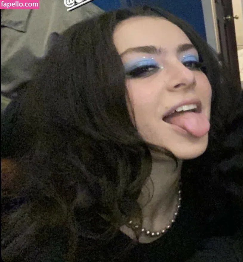 Charli XCX Onlyfans Photo Gallery 