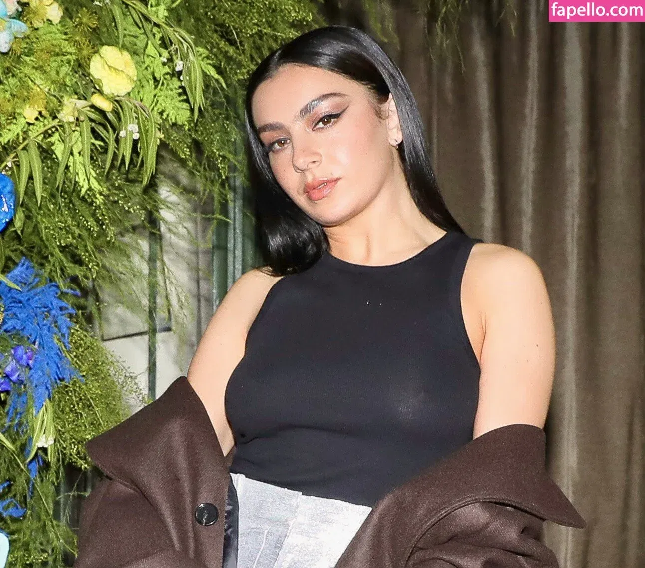 Charli XCX Onlyfans Photo Gallery 