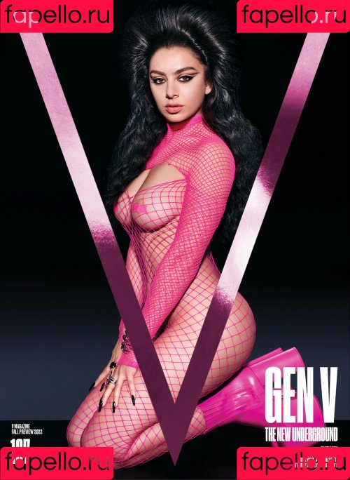 Charli XCX Onlyfans Photo Gallery 