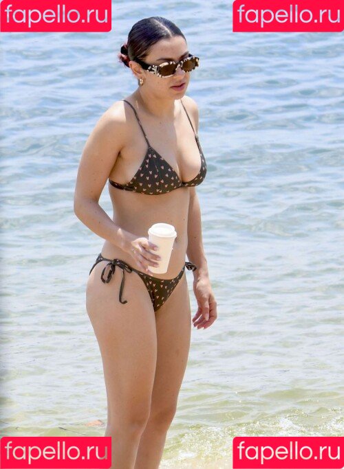 Charli XCX Onlyfans Photo Gallery 