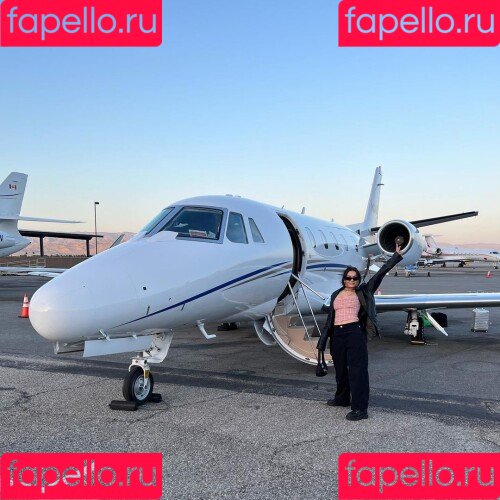 Charli XCX Onlyfans Photo Gallery 