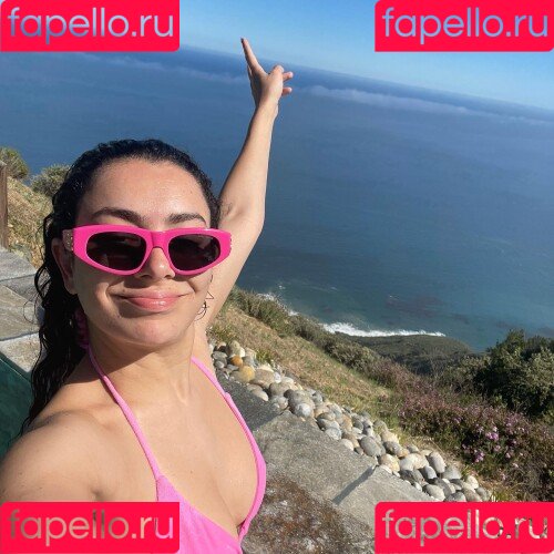 Charli XCX Onlyfans Photo Gallery 