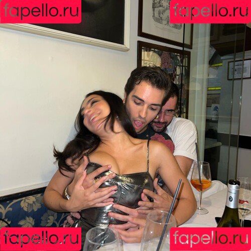 Charli XCX Onlyfans Photo Gallery 