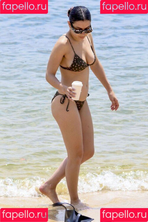 Charli XCX Onlyfans Photo Gallery 