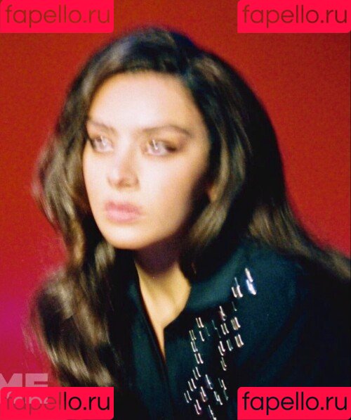 Charli XCX Onlyfans Photo Gallery 