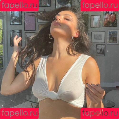 Charli XCX Onlyfans Photo Gallery 