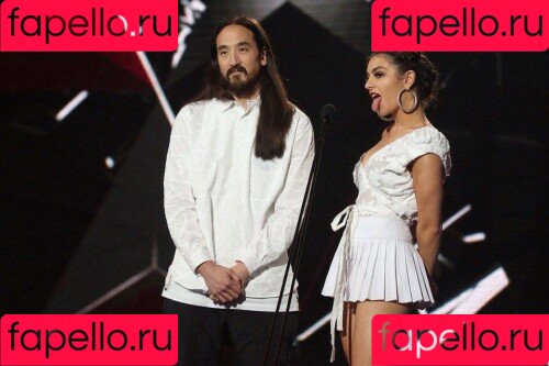 Charli XCX Onlyfans Photo Gallery 