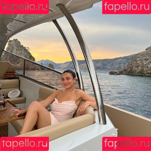 Charli XCX Onlyfans Photo Gallery 