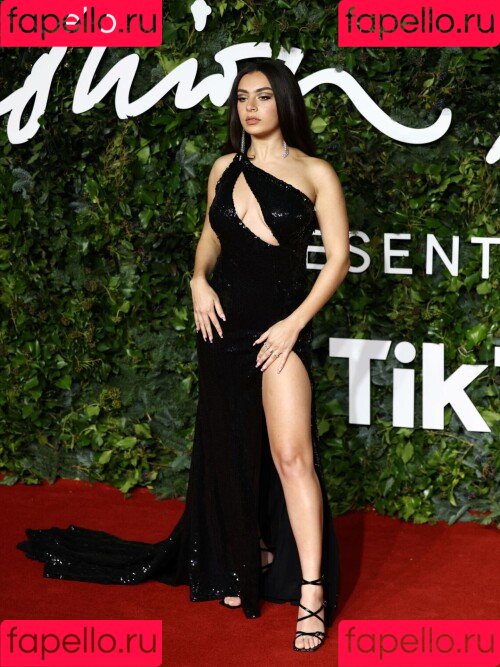 Charli XCX Onlyfans Photo Gallery 