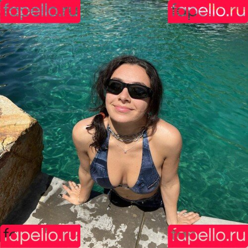 Charli XCX Onlyfans Photo Gallery 