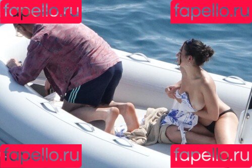 Charli XCX Onlyfans Photo Gallery 