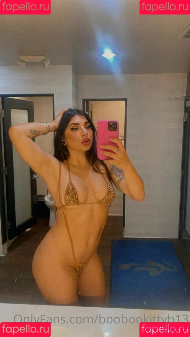 Boobookittyb13 Onlyfans Photo Gallery 