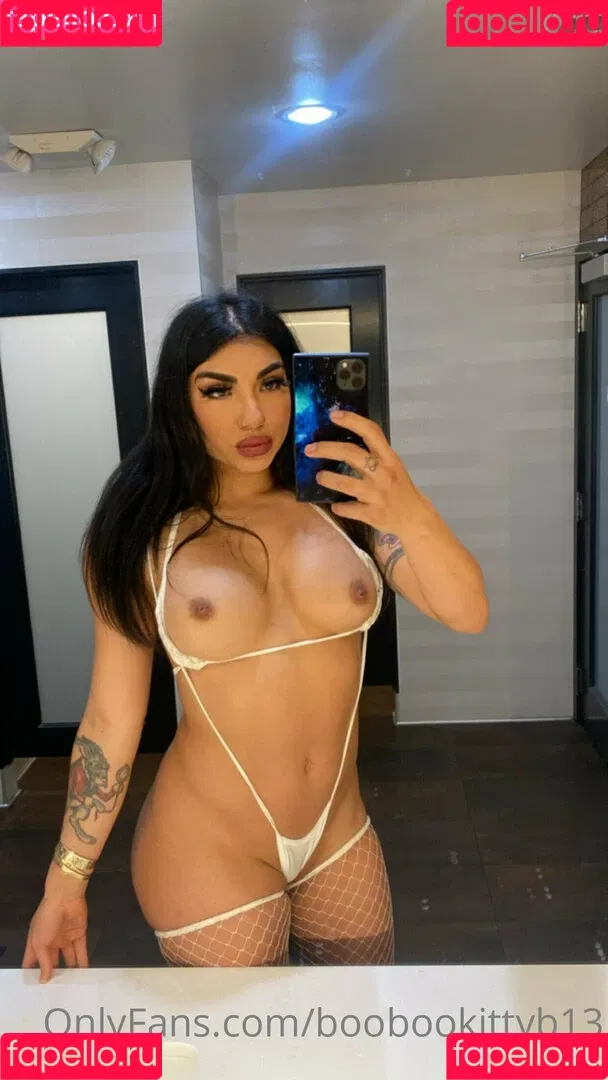 Boobookittyb13 Onlyfans Photo Gallery 