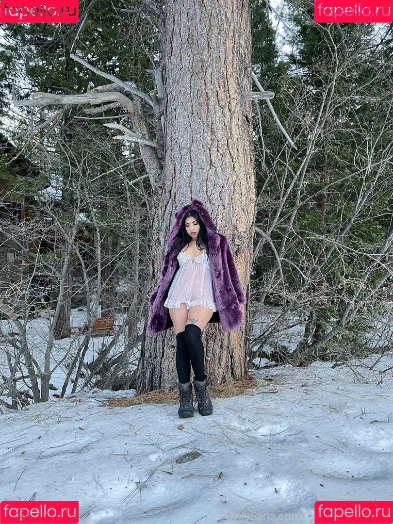 Boobookittyb13 Onlyfans Photo Gallery 
